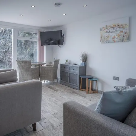 Beach Court - 1 Bedroom Apartment - Saundersfoot Exterior photo