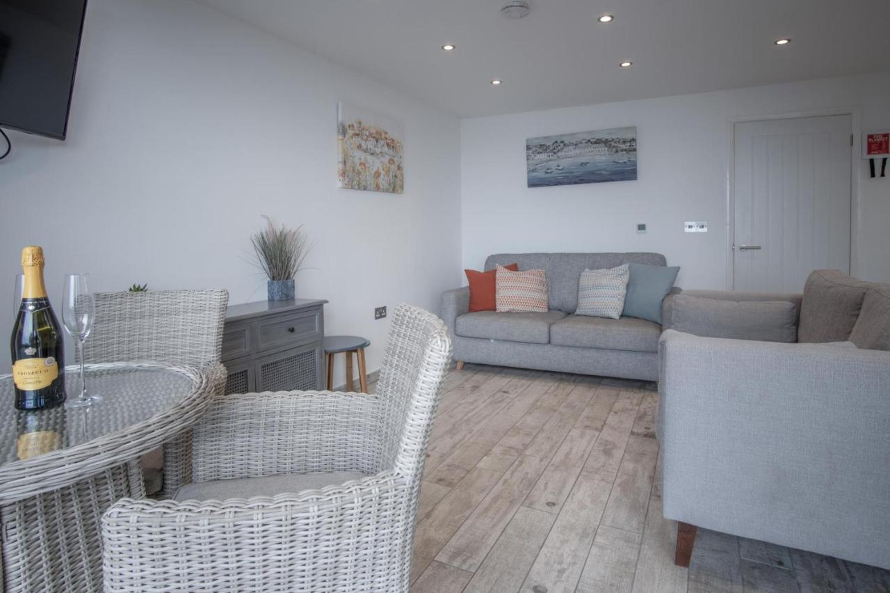 Court - 1 Bedroom - Apartment Saundersfoot